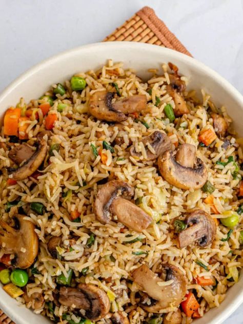 Mushroom Fried Rice, Rice Dishes Recipes, Rice Dishes, Rice Recipes, Fried Rice, Food Dishes, Stuffed Mushrooms, At Home, Rice