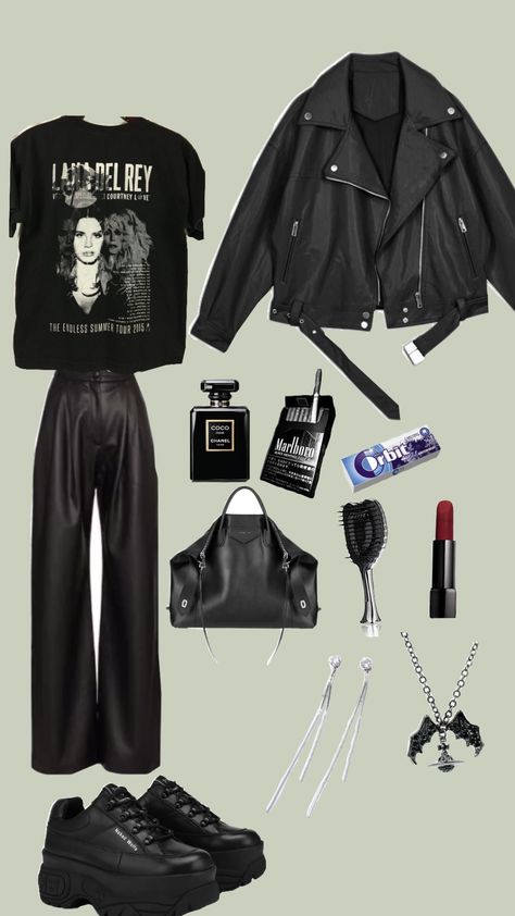 Lana Del Rey Lana Del Rey Style Outfits, Lana Del Rey Outfits Aesthetic, Lana Del Rey Concert Outfit Ideas, Lana Del Rey Style, Lana Del Rey Outfits Inspiration, High School Outfit, School Outfit, Out Of Style, Edgy Fashion