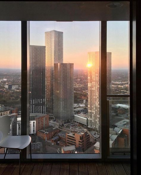 Manchester Evening News on Instagram: “What a sunrise, reflected off some of Manchester’s newest skyscrapers. Thanks to @nick_weston_jr for sharing your view from high up.…” Manchester Apartment View, Manchester Instagram Story, Manchester Apartment Aesthetic, Dark Asethic, 20s Lifestyle, Manchester Buildings, Manchester Aesthetic, Manchester Apartment, Manchester Skyline