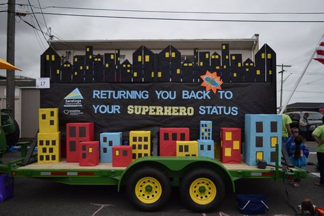 Designed a Superhero float for a 4th of July parade for a non-profit. Float took first place in 2017 School Floats Parade Ideas, Avengers Parade Float Ideas, Superhero Parade Float Ideas, Super Hero Parade Float Ideas, Superhero Fnl Theme, Superhero Float Parade, Superhero Homecoming Theme, Superhero Parade Floats, Superhero Christmas Parade Float