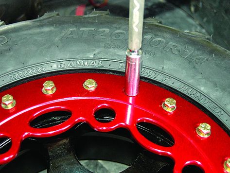 WHAT YOU SHOULD KNOW ABOUT BEADLOCK WHEELS – Dirt Wheels Magazine Beadlock Wheels, Torque Wrench, Used Tires, Flat Tire, Steering Wheel, Wheel, Jeep