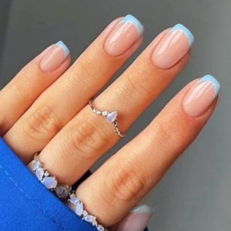 Small Square Nails Ideas, April Nails Square, Spring Nails 2023 Square, Spring Short Square Nails, Shirt Gel Nails, Spring Nails 2023 Gel Short Square, Short Spring Nails 2023, Shirt Square Nails, Plain Short Nails