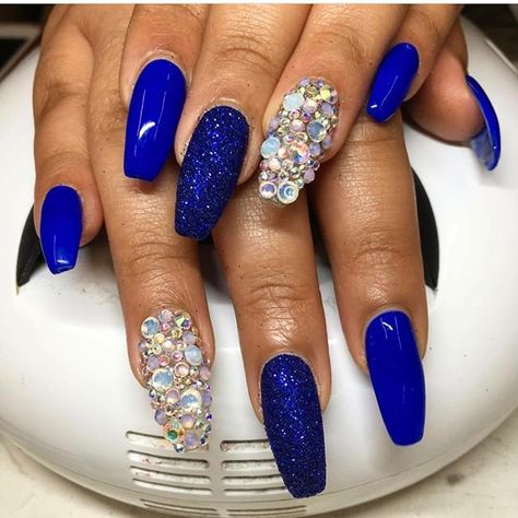 Royal blue glitter crystal nail art Royal Blue Nails Designs, Blue Prom Nails, Blue Matte Nails, Prom Nails Red, Prom Nails Silver, Blue Nail Art Designs, Royal Blue Nails, Blue Glitter Nails, Glitter Nails Acrylic