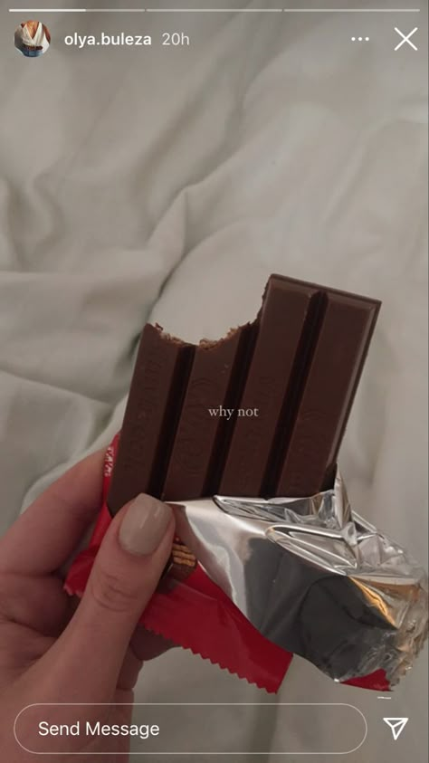 Kitkat Caption, Kitkat Snapchat Story, Kit Kat Snap, Kit Kat Aesthetic, Kitkat Snap, Kitkat Aesthetic, Ig Story Ideas Aesthetic, Adventure Seeker, Snap Streak Ideas Easy