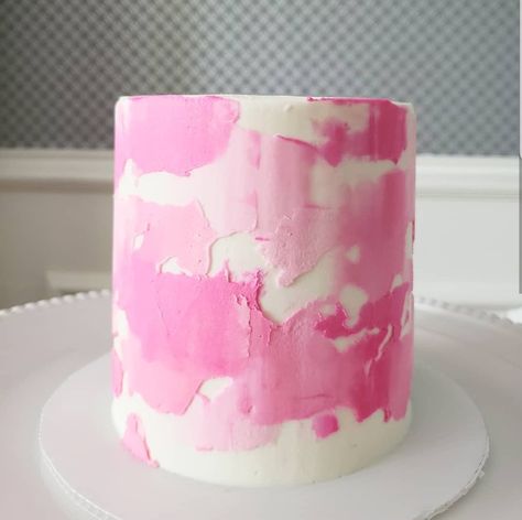 Pink Watercolor Cake, Smear Cake, Watercolor Cake, White Watercolor, Pink Watercolor, No Bake Desserts, Pink And White, Sweet Tooth, Birthday Parties