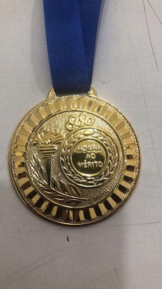 Medalhas honra ao mérito adesivadas no verso,indicada para todas modalidades esportivas,evento e festas.  Na metragem de 50mm de diâmetro  O nosso plazo de entrega é de 2 dias úteis após a aprovação da arte. Academic Life, Vision 2024, Taekwondo, Vision Board, Quick Saves