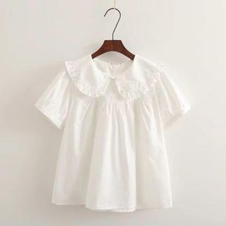 Buy Kawaii Fairyland Short-Sleeve Peter Pan Collar Blouse at YesStyle.com! Quality products at remarkable prices. FREE Worldwide Shipping available! Women Plaid Shirt, White Blouses, Plaid Shirt Women, White Short Sleeve Blouse, Peter Pan Collar Blouse, Frill Tops, Bow Shirts, White Long Sleeve Blouse, Dress Shirt Sleeves