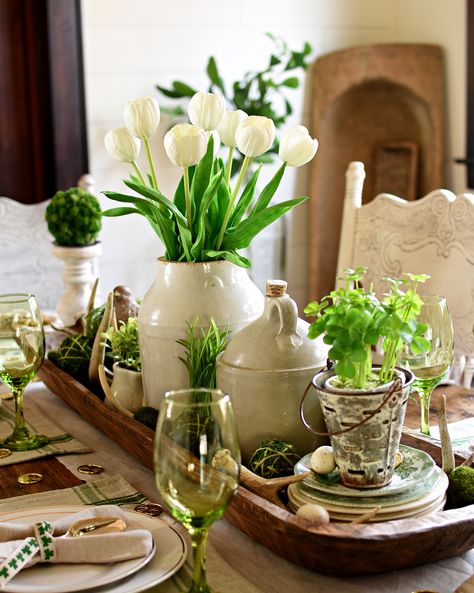 Follow The Yellow Brick Home - Rustic Farmhouse St. Patrick's Day Tablescape – Follow The Yellow Brick Home Decorating With Vintage Crocks, Dough Bowl Centerpiece, Tulips Arrangement, Vintage Crock, Summer Centerpieces, Spring Table Decor, Spring Centerpiece, Spring Tablescapes, Spring Decorating