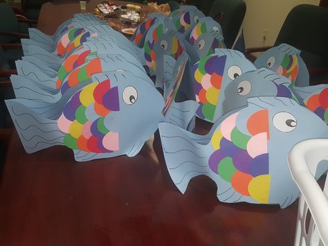 Holiday Classroom, Animal Costumes, Summer Program, Toddler Play, Sea Theme, Construction Paper, Studio Art, The Fish, Art Studios