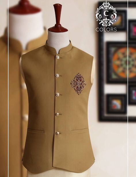 Wasket Suits For Men, Sadri Designs For Men, Nehru Coat For Men, West Coat For Men, Waist Coat Men Wedding, Waistcoat Men Wedding, Vest For Men Wedding, Man Dress Design, Indian Wedding Clothes For Men