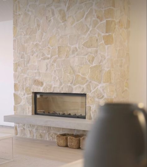 Tv On Stone Wall, Fireplace With Glass Rocks, Natural Stone Fireplaces Modern, Australian Fireplace, Stone Wall Fireplace With Tv, Stone Wall With Fireplace, Stone Cladding Fireplace, Chalet Fireplace, Modern Stone Fireplace