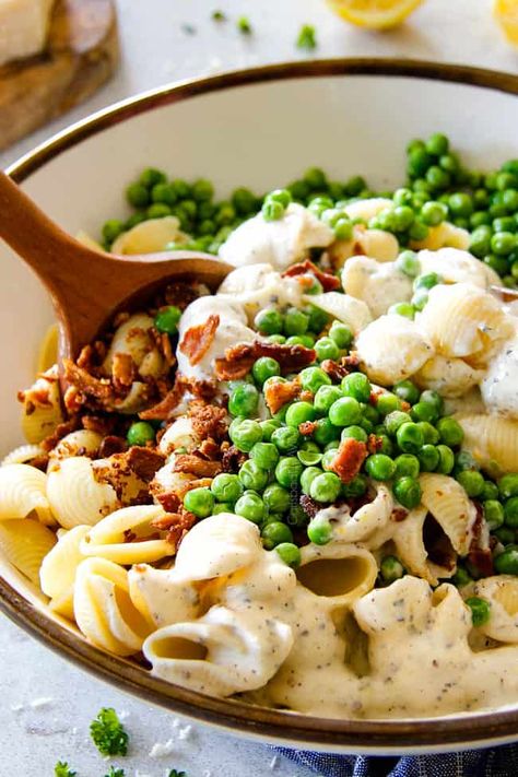 Creamy Pasta Salad Dressing, Lemon Parmesan Dressing, Pasta Salad With Mayo, Pea Pasta Salad, Bacon Pea Salad, Bacon Pasta Salad, Creamy Pasta Salad, Winter Pasta, Pea Pasta