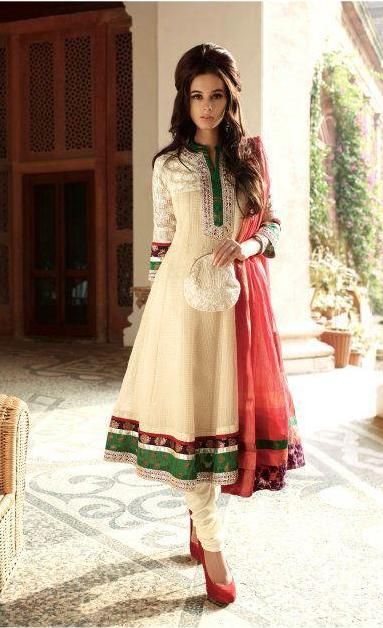 Shop online with latest Anarkali Salwar Suits, finest collection of Anarkali Dresses and fabulous patterns and art work. Shop at Mirraw. Saree Bollywood, Celebrities Fashion, Indian Look, Salwar Kamiz, Desi Clothes, Dress Knee Length, Indian Couture, Dress Cream, Anarkali Dress