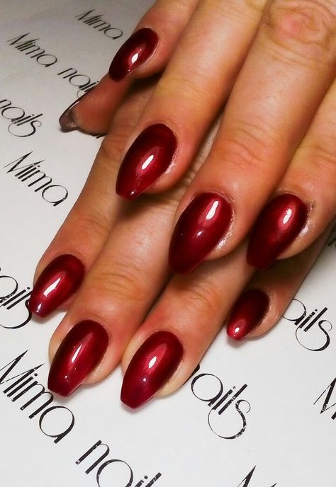 Dark red #nails #coffin Dark Red Nails Coffin, Red Nails With Pearls, Red Nails Coffin, Short Chrome Nails, Nails In Red, Nails With Pearls, Dark Red Nails, Tech Ideas, Short Coffin