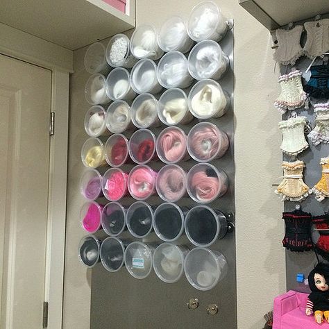 #Bjd #wig #storage #3.0 I need to buy more magnets so I ca… | Flickr Wigs Storage Ideas, Wig Storage, Props Storage, Bjd Wig, Diy Wig, Cosplay Tutorial, Diy Valentines Crafts, Shop Organization, Cosplay Diy