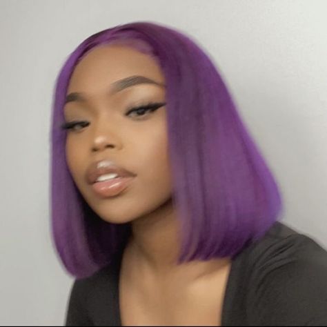 Black Woman With Purple Hair, Black Women With Purple Hair, Dyed Hair Inspiration Purple, Purple Hair On Black Women, Purple Hair Dark Skin, Purple Hair Black Women, Short Purple Hair, Girl With Purple Hair, Lavender Hair Colors