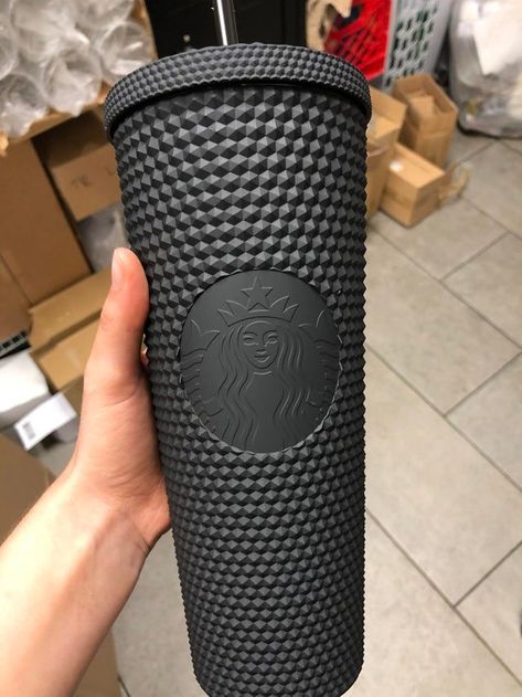 Black Starbucks, Copo Starbucks, Starbucks Tumbler Cup, Starbucks Locations, Personalized Starbucks Cup, Black Tumbler, Custom Starbucks Cup, Starbucks Frappuccino, Halloween Cups