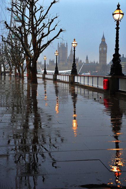 Lighting up time by Rick Elmes, via Flickr #rain #london Autumn Rain, London Love, Rain Photography, Pretty Places, Dream Destinations, Places Around The World, Dream Vacations, Belle Photo, Vacation Spots