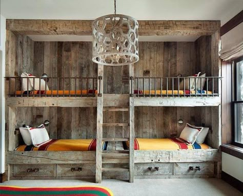 Rustic Bunk Beds...these are the BEST Bunk Bed Ideas! Rustic Bunk Beds, Bunk Beds For Girls Room, Bed For Girls Room, Girls Bunk Beds, Bunk Bed Rooms, Space Saving Bedroom, Modern Bunk Beds, Diy Bunk Bed, Bunk Beds Built In