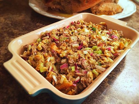 Old Fashioned Stuffing with Giblets Recipe | Club Foody Stuffing With Giblets, Old Fashioned Stuffing, Giblets Recipe, Turkey Giblets, Turkey Stuffing Recipes, Sweet Corn Recipes, Thanksgiving Turkey Dinner, Homemade Stuffing, Stuffing Recipes For Thanksgiving