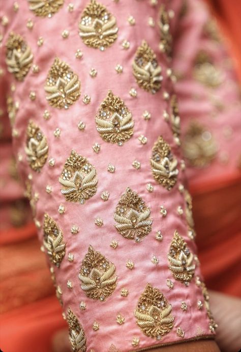 Arvi The Couturier Blouse Designs, Cutdana Work Embroidery Blouse, Jardoshi Work Design Blouse, Pink Maggam Work Blouse Designs, Pink Blouse Maggam Work Designs, Zardosi Work Blouse Weddings, Pink Embroidery Blouse, Blouse Design Simple, Simple Wedding Blouse Designs