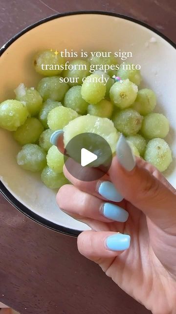 Angie Y. on Instagram: "✨frozen grapes transformed into a treat that literally tastes like sour candy 🤌🏻 #healthyrecipes #homemadecandy #vegan #easyrecipes #easyrecipe #fruit" Sour Frozen Grapes, Frozen Sour Grapes, Candy Videos, Frozen Grapes, Sour Grapes, Sour Candy, Homemade Candies, August 31, Kool Aid