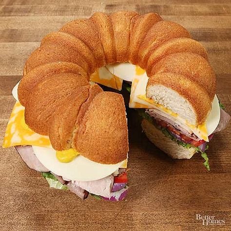 Cold Cut Sandwich, Rangoon Dip, Bundt Pan Recipes, Bundt Pans, Cake Sandwich, Cold Cut, Crab Rangoon, Baking Cakes, Cold Cuts