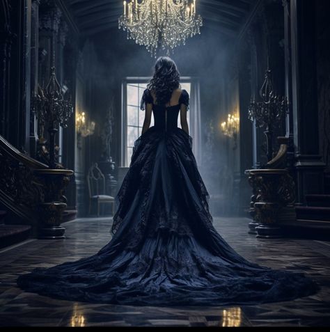 Dark Queen Aesthetic, Cinderella Aesthetic, Moon Wolf, Photo Halloween, Dark Princess, Dark Fairytale, Royalty Aesthetic, Dark Green Aesthetic, Fantasy Princess