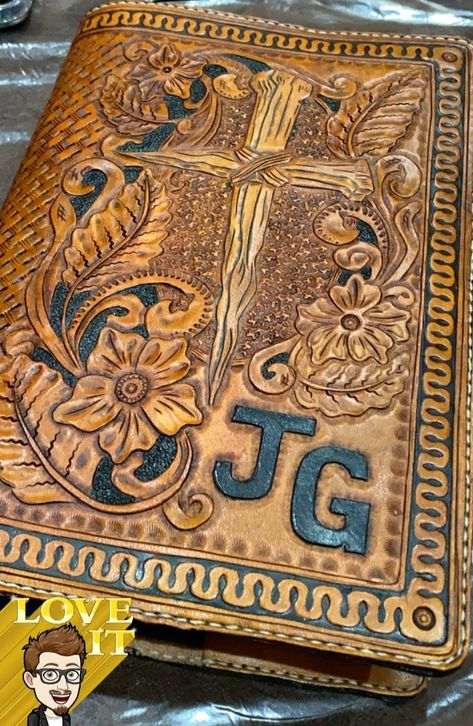 Tooled Bible Cover, Tooled Leather Bible Cover, Leather Bible Cover, Bible Cases, Leather Book Covers, Leather Patterns, Diy Leather Projects, Leather Tooling Patterns, Leather Bible