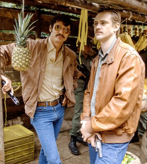 Boyd Holbrook And Pedro Pascal, Pedro Pascal Narcos, Steve Murphy, Mens Street Style Summer, Boyd Holbrook, Pablo Escobar, Pedro Pascal, Men Fashion Casual Outfits, Fav Celebs