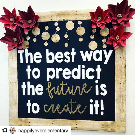 An applause for @happilyeverelementary 's fancy bulletin board 😍👏👏👏 #teachersofinstagram #teacher #teachercreated #classroom… Dorm Room Door Decorations, Counselor Bulletin Boards, Classroom Decoration Ideas, Inspirational Bulletin Boards, Office Bulletin Boards, High School Bulletin Boards, Elementary Bulletin Boards, College Bulletin Boards, Class Bulletin Boards