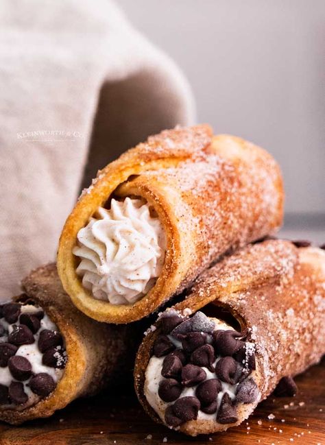 Air Fryer Churro Cannoli Easy Spanish Rice Recipe, Easy Spanish Rice, Easy Air Fryer Recipes, Split Cake, Banana Split Cake, Cannoli Recipe, Sweet Potatoe Bites, Baked Chicken Nuggets, Skillet Chocolate Chip Cookie