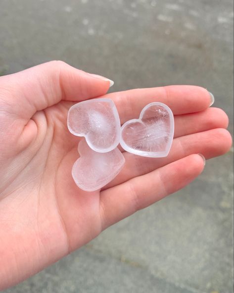 Hearts ice summer cute fun coquette pilates princess Cute Ice Cubes Aesthetic, Ice Cubes Aesthetic, Cute Ice Cubes, Coquette Pilates, Heart Ice, Rose Love, Cute Coquette, Heart Food, Pilates Princess