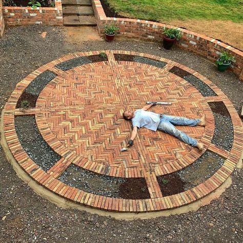 Brick Bbq Area, Brick Bbq, Brick Patterns Patio, Brick Laying, Brick Patio, Dumping Ground, Backyard Diy, Brick Patios, Bbq Area