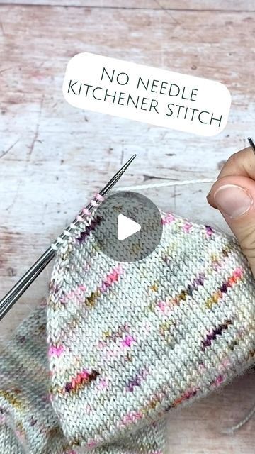 Sock Yarn Knitting Patterns, Kitchener Stitch, Knitted Socks Free Pattern, Timmy Time, Knitting Hacks, Knitting Help, Knitting Stitches Tutorial, Knitting Basics, Knitting Tips