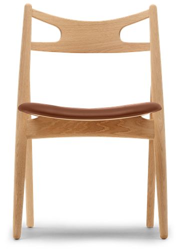 Hans J. Wegner Carl Hansen & Son, Organic Aesthetic, Comfortable Dining Chairs, Carl Hansen, Hans J Wegner, Elegant Chair, Traditional Chairs, Stylish Chairs, Room Board