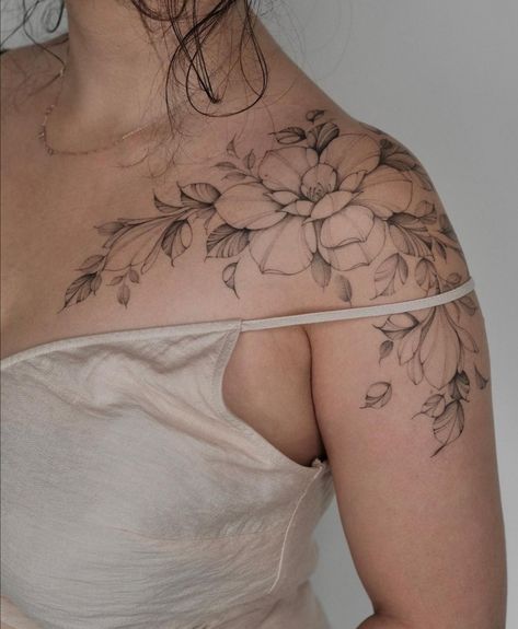 Floral Shoulder Tattoo, Aftercare Tattoo, Front Shoulder Tattoos, Grace Tattoos, Hirsch Tattoo, Shoulder Sleeve Tattoos, Floral Tattoo Shoulder, Tattoo Artist Tattoo, Unique Tattoo Ideas