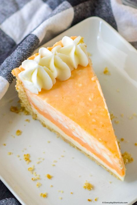 Peppermint White Chocolate Cheesecake, Orange Creamsicle Cheesecake Recipe, Mini Eggnog Cheesecake, Orange Creamsicle Cheesecake, Creamsicle Cheesecake, Pumpkin Swirl Cheesecake, Vanilla Wafer Crust, Orange Baking, Peppermint White