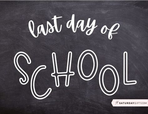 School Signs Design, Last Day Of School Svg Free, First And Last Day Of School Signs, Last Day Of 3rd Grade Sign Printable, Last Day Of School Sign Printable Free 2023-2024, Free Printable First Day Of School Signs 2024-2025, First Day Of School Signs, First Day Of School Chalkboard, Last Day Of School Sign