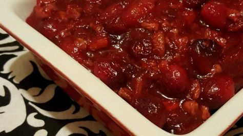 This is the best fresh cranberry recipe I have. It is very sweet and has a very attractive visual appeal. Cranberry Conserve, Fresh Cranberry Recipes, Cranberry Recipe, Cooking Roast Beef, Fresh Cranberry, Cranberry Relish, Cranberry Fruit, Cranberry Sauce Recipe, Relish Recipes