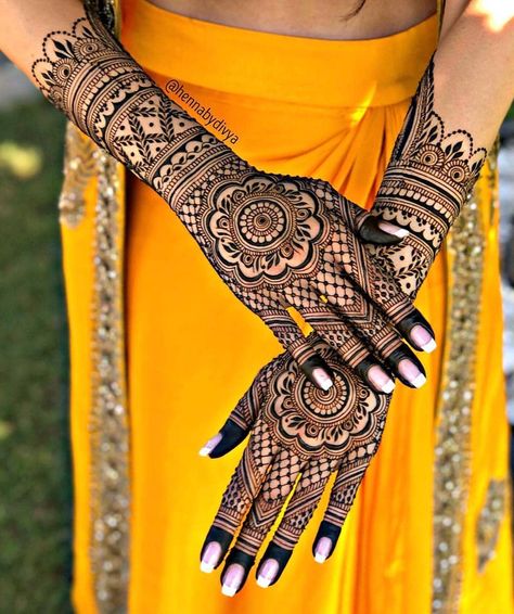 Wedding Henna Designs, Indian Mehndi Designs, Mehndi Designs 2018, New Bridal Mehndi Designs, Bridal Mehendi Designs Hands, Bridal Henna Designs, Mehndi Design Pictures, Modern Mehndi Designs, Engagement Mehndi Designs