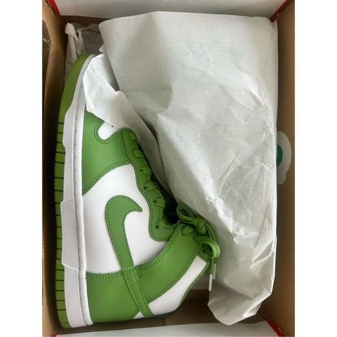 Brand New With Box - Nike Dunk Hi Reto Bttys, White/Chlorophyll Men’s 8.5 And Women’s 10! Nike Dunk High Cargo Khaki, Green Nike Shoes, Red Basketball Shoes, Cargo Khaki, Nike Classic, Nike Metcon, Nike Dunk High, Dunk High, Nike Air Huarache