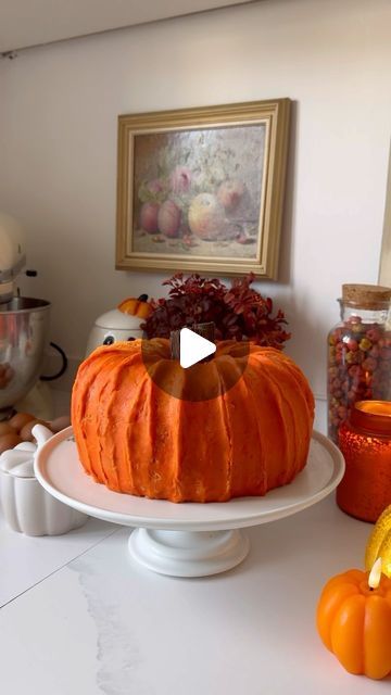 Nelly London on Instagram: "Here’s the full recipe for the most delicious pumpkin cake:

 
It’s from @howsweeteats and I doubled it to make enough cake for both pumpkin halves:

2 cups all-purpose flour
2 teaspoons baking soda
1 1/4 teaspoons ground cinnamon
½ teaspoon salt
¼ teaspoon freshly grated nutmeg
1 (15 ounce) can pumpkin puree
1 ¾ cups brown sugar
½ cup plain greek yogurt
½ cup vegetable oil
4 large eggs
2 teaspoons vanilla extract

1/2 cup cream cheese
1/2 cup unsalted butter
2 1/2 cups powdered sugar
1/2 teaspoon cinnamon
1 teaspoon vanilla extract

I baked each cake for 40 minutes at 180 degrees ✨" Pumpkin Bunt Cakes With Cream Cheese, Pumpkin Cakes Decorated, Thanksgiving Turkey Cake Ideas, Cake That Looks Like A Pumpkin, Pumpkin Shaped Bundt Cake, Diy Pumpkin Cake, Pumpkin Cake Ideas, Pumpkin Shape Cake, Pumpkin Cake Design