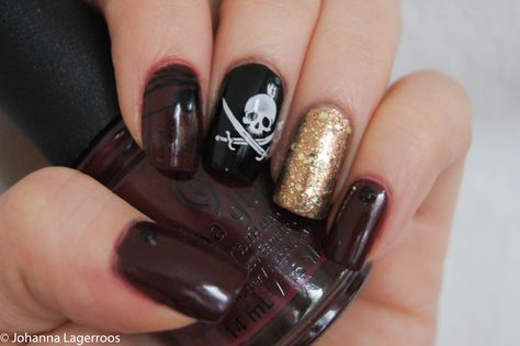 Pirate Nail Art, Rock Chic Outfit, Pirate Nails, Nails Inspired, Kiss Nails, Pirate Flag, Skin Care Tutorial, The Supernatural, Rock Chic