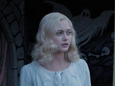 Emma Bloom, Miss Peregrine, Peregrine, A Woman, Hair