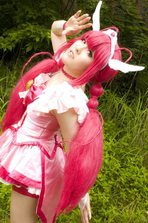 Smile precure coplay Smile Precure Cosplay, Glitter Force Cosplay, Twilight Dolls, Glitter Force Costume, Precure Cosplay, Friends Costumes, Glitter Lucky, Friend Costumes, Top Cosplay