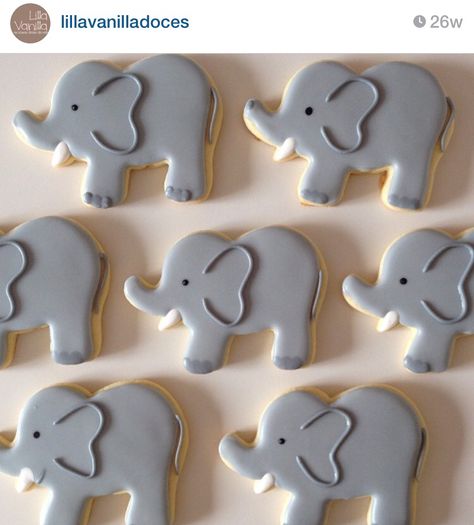 Elephant Cookies Royal Icing, Decorated Elephant Cookies, Elephant Shaped Food, Elephant Desserts, Elephant Cookies Decorated, Elephant Sugar Cookies, Jungle Cookies, Elephant Cookie, Safari Cookies