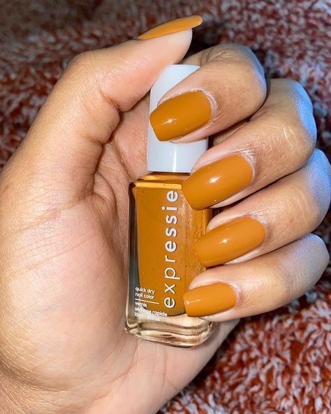 Essie Saffron The Move, Mustard Nail Polish, Nail Color Inspiration, Expressie Nail Polish, Nail Color Combinations, Fast Drying Nail Polish, Quick Dry Nail Polish, Yellow Nails Design, Yellow Nail