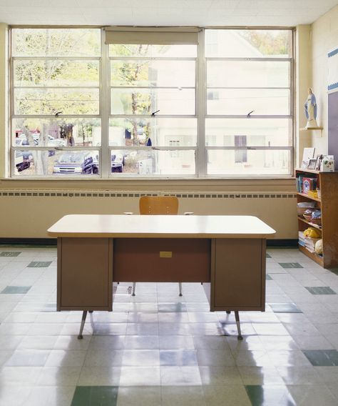 Empty Classroom, English Homework, Teachers Desk, Teacher's Desk, Teacher Desk, School Desks, Art Desk, Teach Kids, Low Income