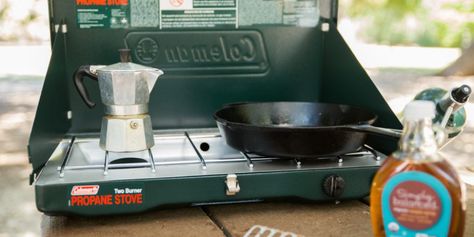 Propane Camp Stove, Best Camping Stove, Camping Picnic Table, Coleman Camping Stove, Coleman Camping, Propane Stove, Camping Kitchen, Cooking Temperatures, Camping Checklist